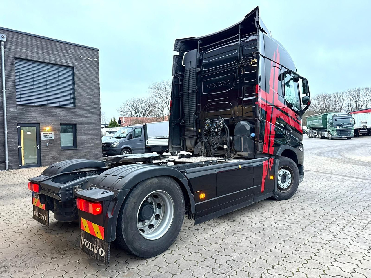 Volvo FH 500 XL Top gepflegt Euro 6 wenig km - شاحنة جرار: صور 4 Volvo FH 500 XL Top gepflegt Euro 6 wenig km - شاحنة جرار: صور 4