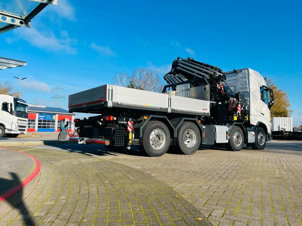 Volvo FH 540 Kran mit F1450 HXP Fly Jib + Winde - شاحنة جرار: صور 2 Volvo FH 540 Kran mit F1450 HXP Fly Jib + Winde - شاحنة جرار: صور 2