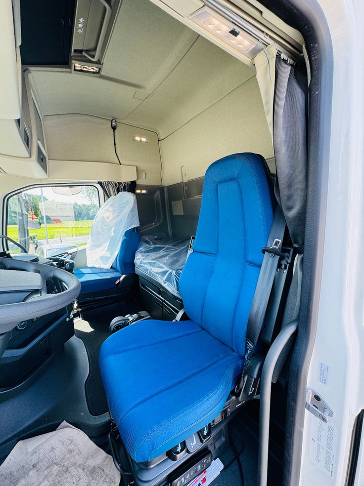 شاحنات مسطحة, شاحنة كرين Volvo FH 540 mit Fassi F2150RAL Fly Jib + Winde: صور 13