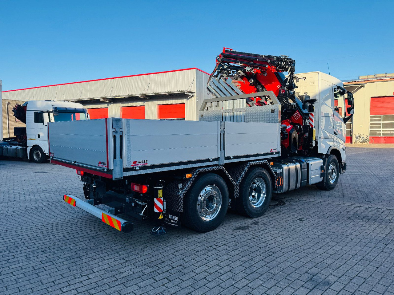 Volvo FH500 6x2 mit Fassi F545 2.27 JIB Winde sofort - شاحنات مسطحة, شاحنة كرين: صور 3 Volvo FH500 6x2 mit Fassi F545 2.27 JIB Winde sofort - شاحنات مسطحة, شاحنة كرين: صور 3