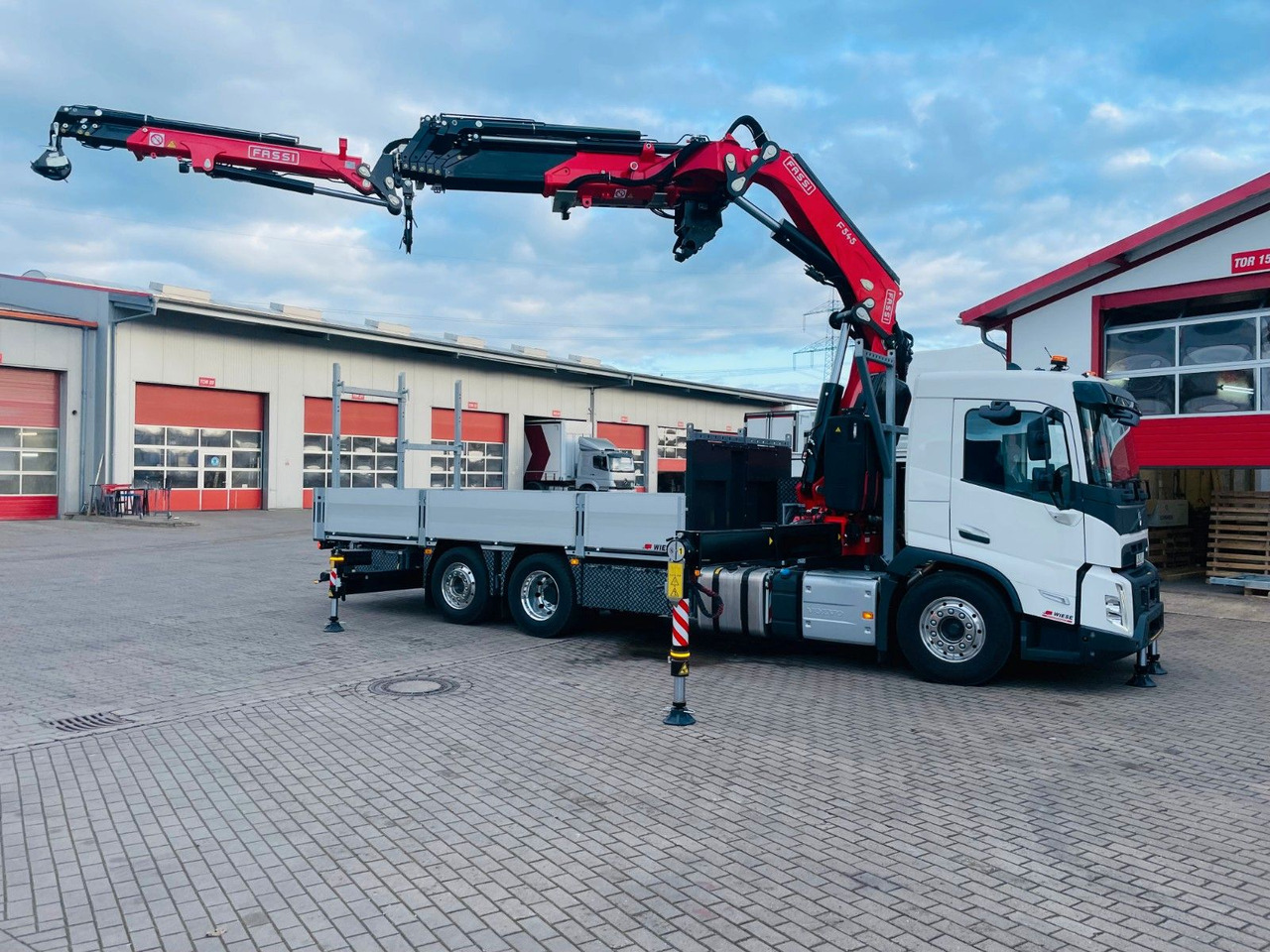 Volvo FMX 500 FASSI Ladekran F545 JIB & Winde Sofort - شاحنات مسطحة, شاحنة كرين: صور 4 Volvo FMX 500 FASSI Ladekran F545 JIB & Winde Sofort - شاحنات مسطحة, شاحنة كرين: صور 4