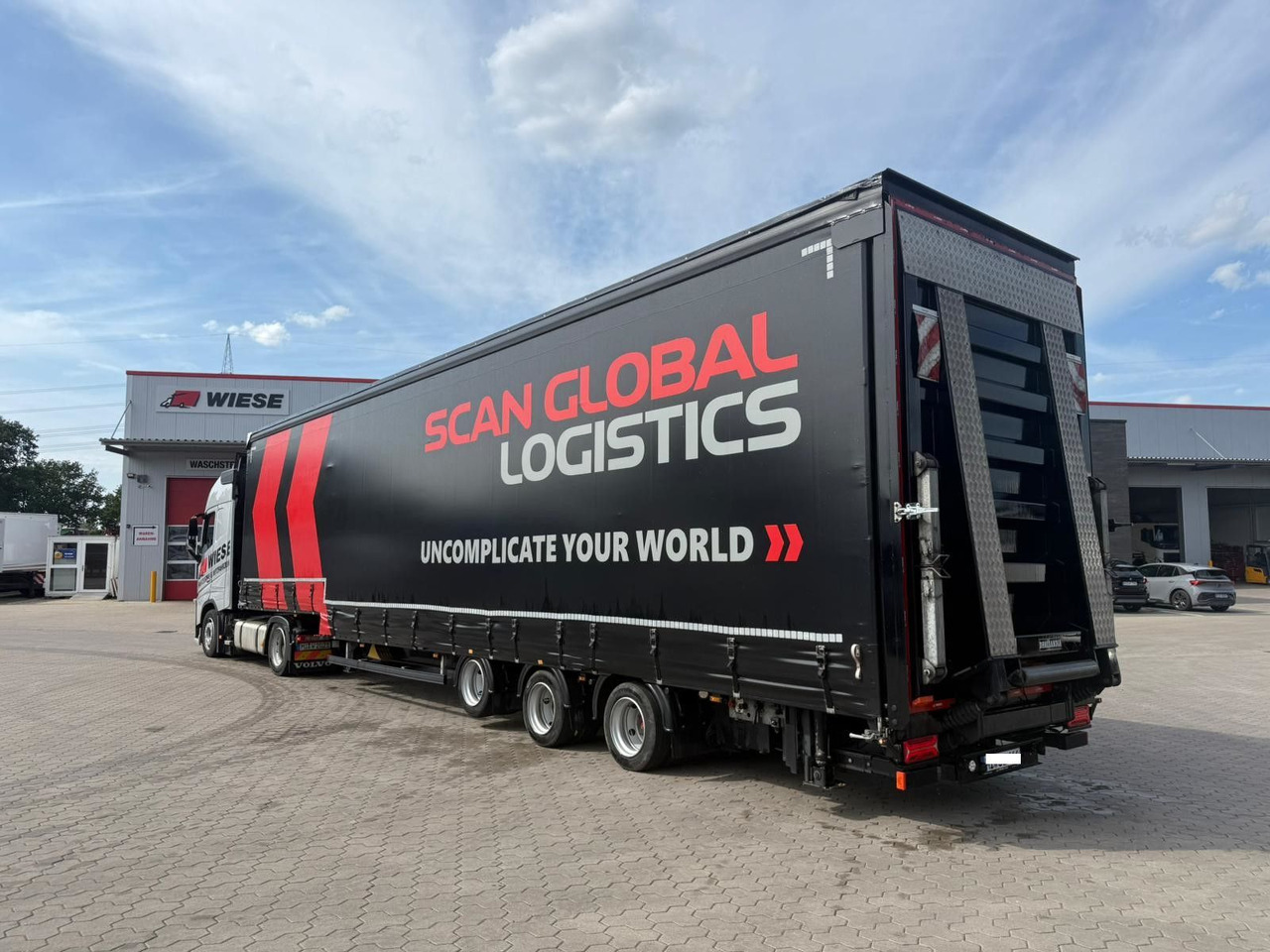 Wiese 3-Achs Gabestaplertransporter Mega LBW - عربة مسطحة منخفضة نصف مقطورة: صور 1 Wiese 3-Achs Gabestaplertransporter Mega LBW - عربة مسطحة منخفضة نصف مقطورة: صور 1