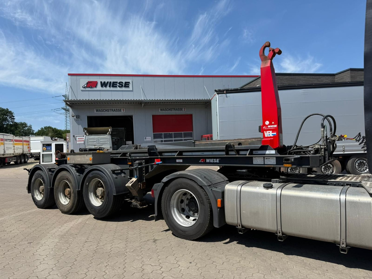 Wiese SA3-36 AK 25 S Auflieger Abrollkipper - قلابة نصف مقطورة: صور 1 Wiese SA3-36 AK 25 S Auflieger Abrollkipper - قلابة نصف مقطورة: صور 1