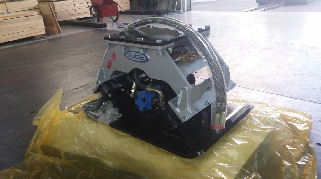 AJCE ACP-20 Vibration Plate Compactor - صفائح اهتزازية: صور 4 AJCE ACP-20 Vibration Plate Compactor - صفائح اهتزازية: صور 4
