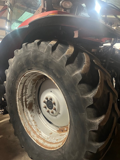 CASE IH MXU 135 - جرار: صور 4 CASE IH MXU 135 - جرار: صور 4