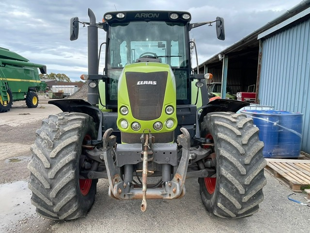 Claas Arion 640 - جرار: صور 5 Claas Arion 640 - جرار: صور 5