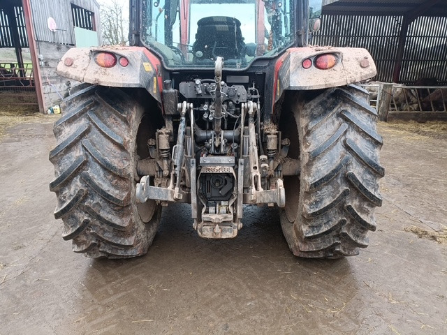 MASSEY FERGUSON 5711M - جرار: صور 3 MASSEY FERGUSON 5711M - جرار: صور 3