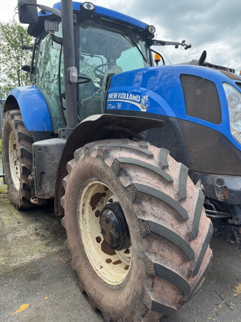 New Holland T7.200 - جرار: صور 1 New Holland T7.200 - جرار: صور 1