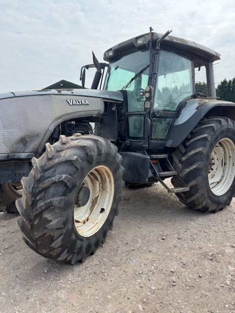 VALTRA T130 - جرار: صور 4 VALTRA T130 - جرار: صور 4