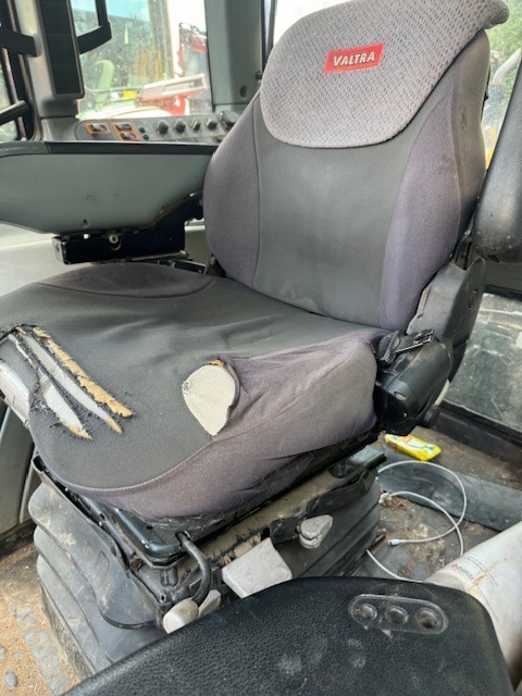 VALTRA T183 DIRECT DRIVE - جرار: صور 3 VALTRA T183 DIRECT DRIVE - جرار: صور 3