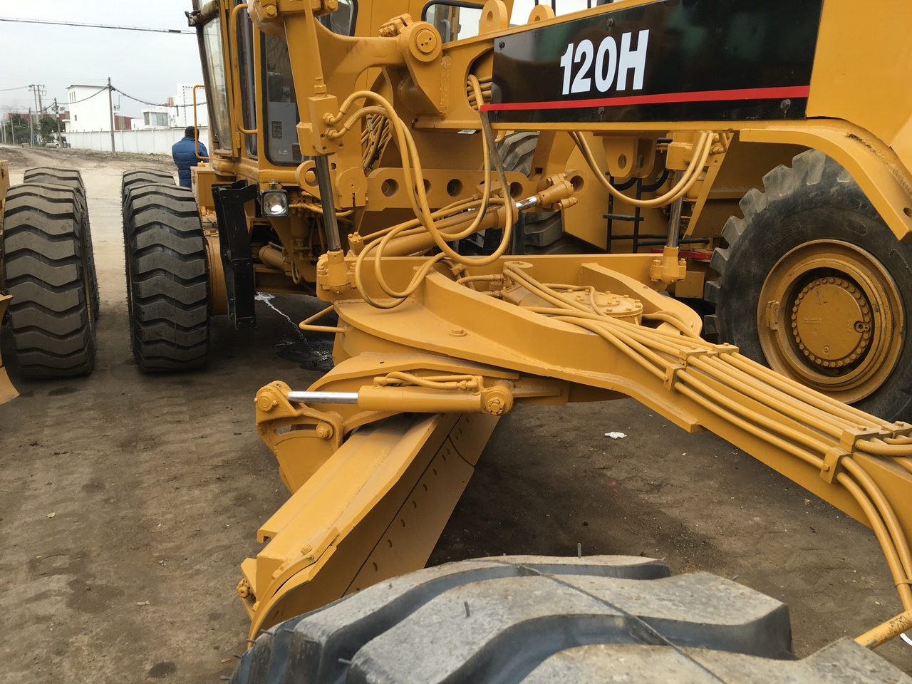 CATERPILLAR 120H - آلة تسوية الأرض: صور 5 CATERPILLAR 120H - آلة تسوية الأرض: صور 5