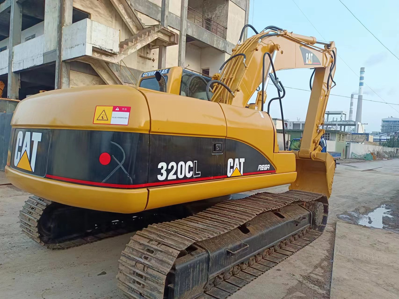 CATERPILLAR 320CL - حفارات زحافة: صور 1 CATERPILLAR 320CL - حفارات زحافة: صور 1