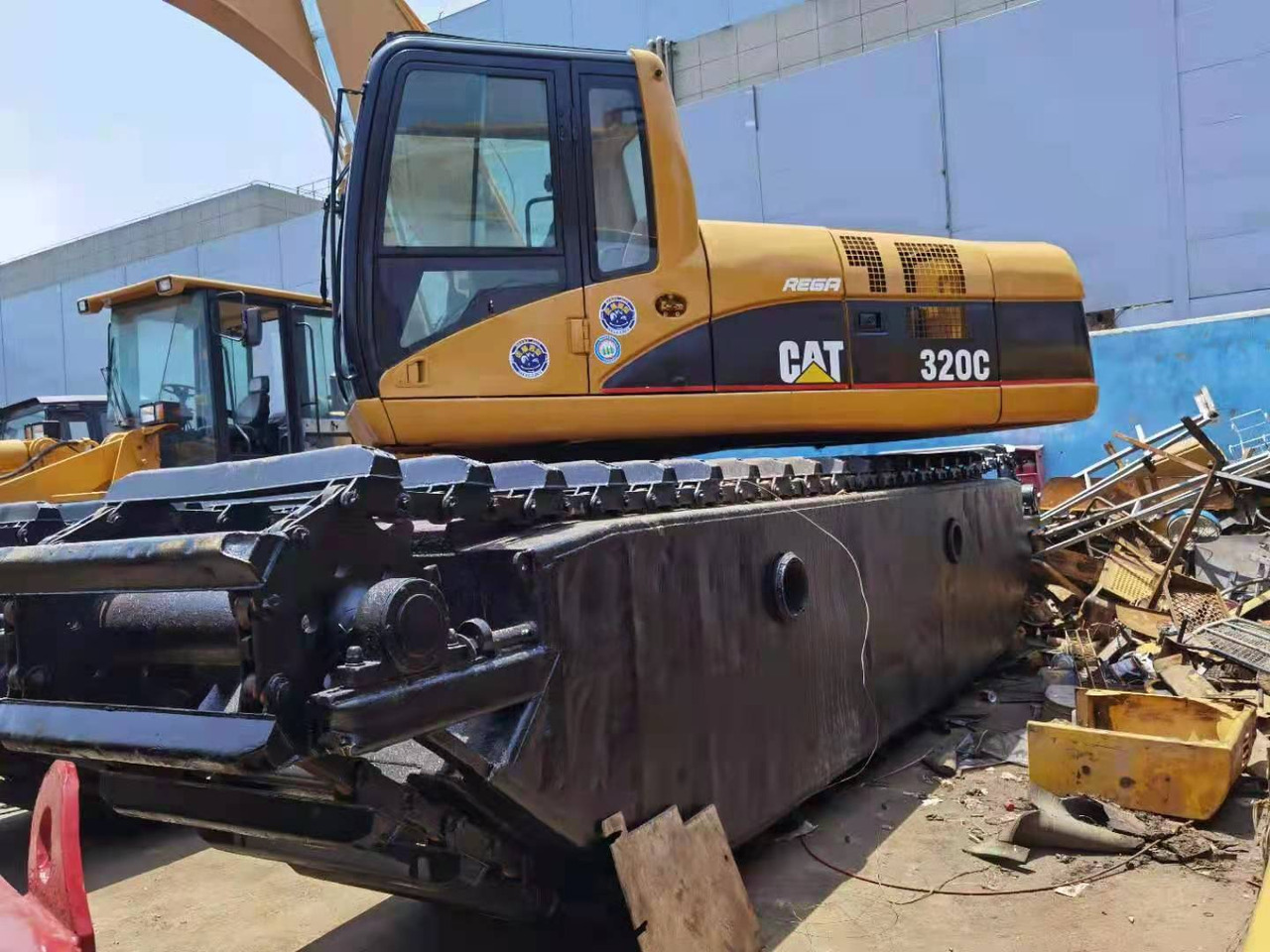 CATERPILLAR 320C - حفارات برمائية: صور 2 CATERPILLAR 320C - حفارات برمائية: صور 2