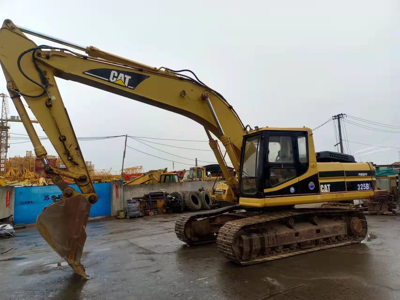 CATERPILLAR 325BL - حفارات زحافة: صور 3 CATERPILLAR 325BL - حفارات زحافة: صور 3