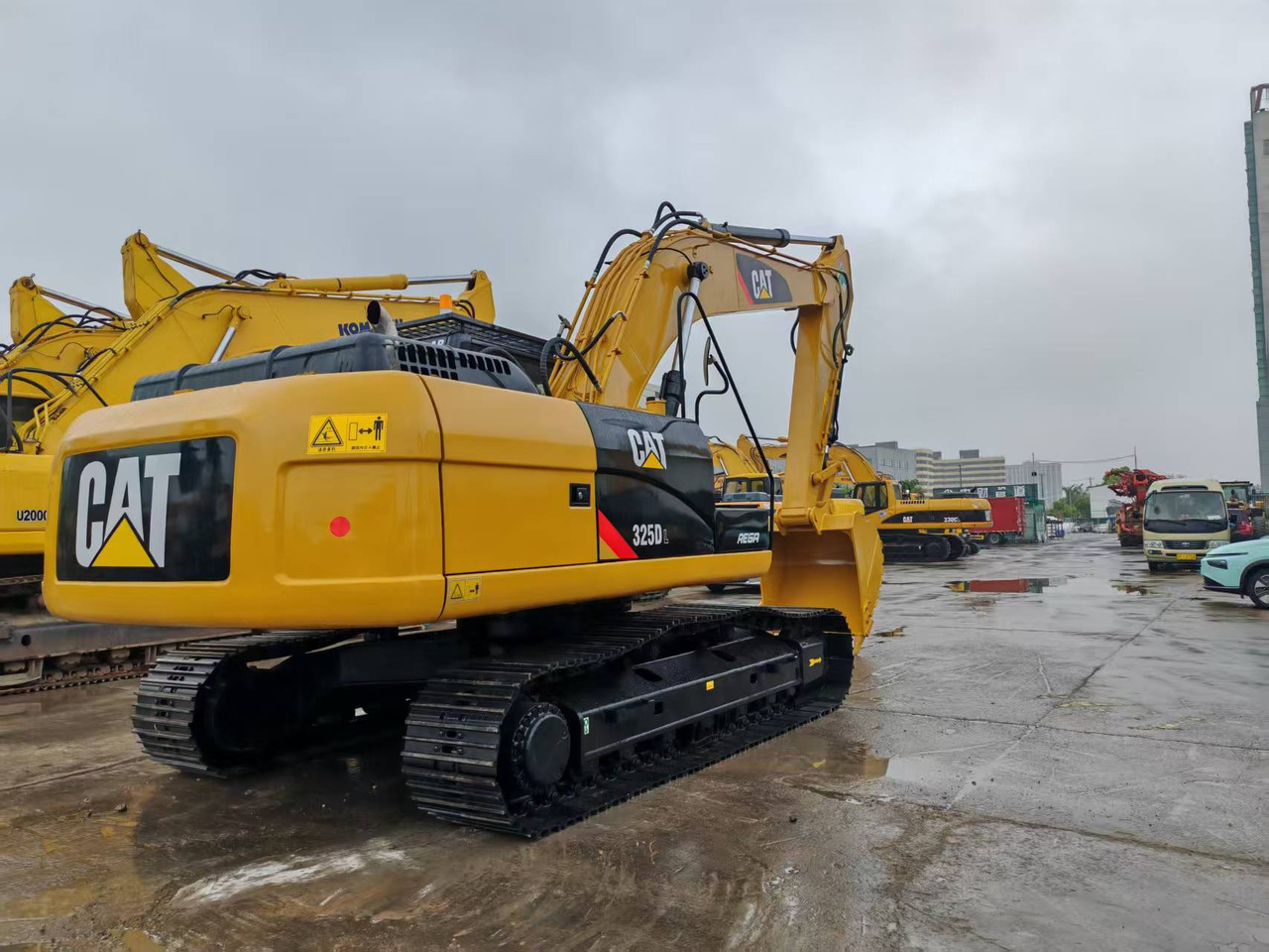 CATERPILLAR 325D - حفارات زحافة: صور 4 CATERPILLAR 325D - حفارات زحافة: صور 4