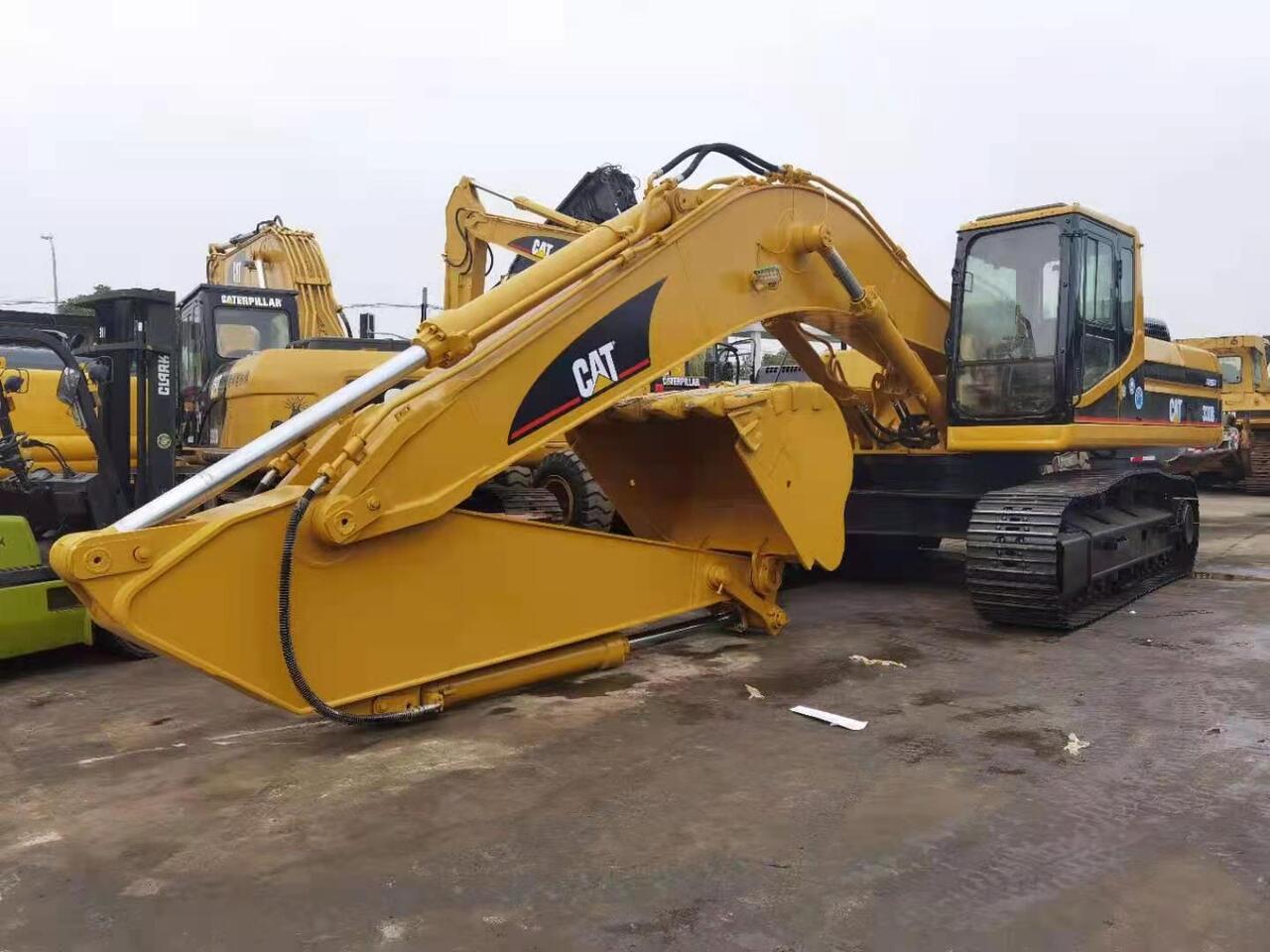 CATERPILLAR 330BL- crawler excavator - حفارات زحافة: صور 3 CATERPILLAR 330BL- crawler excavator - حفارات زحافة: صور 3