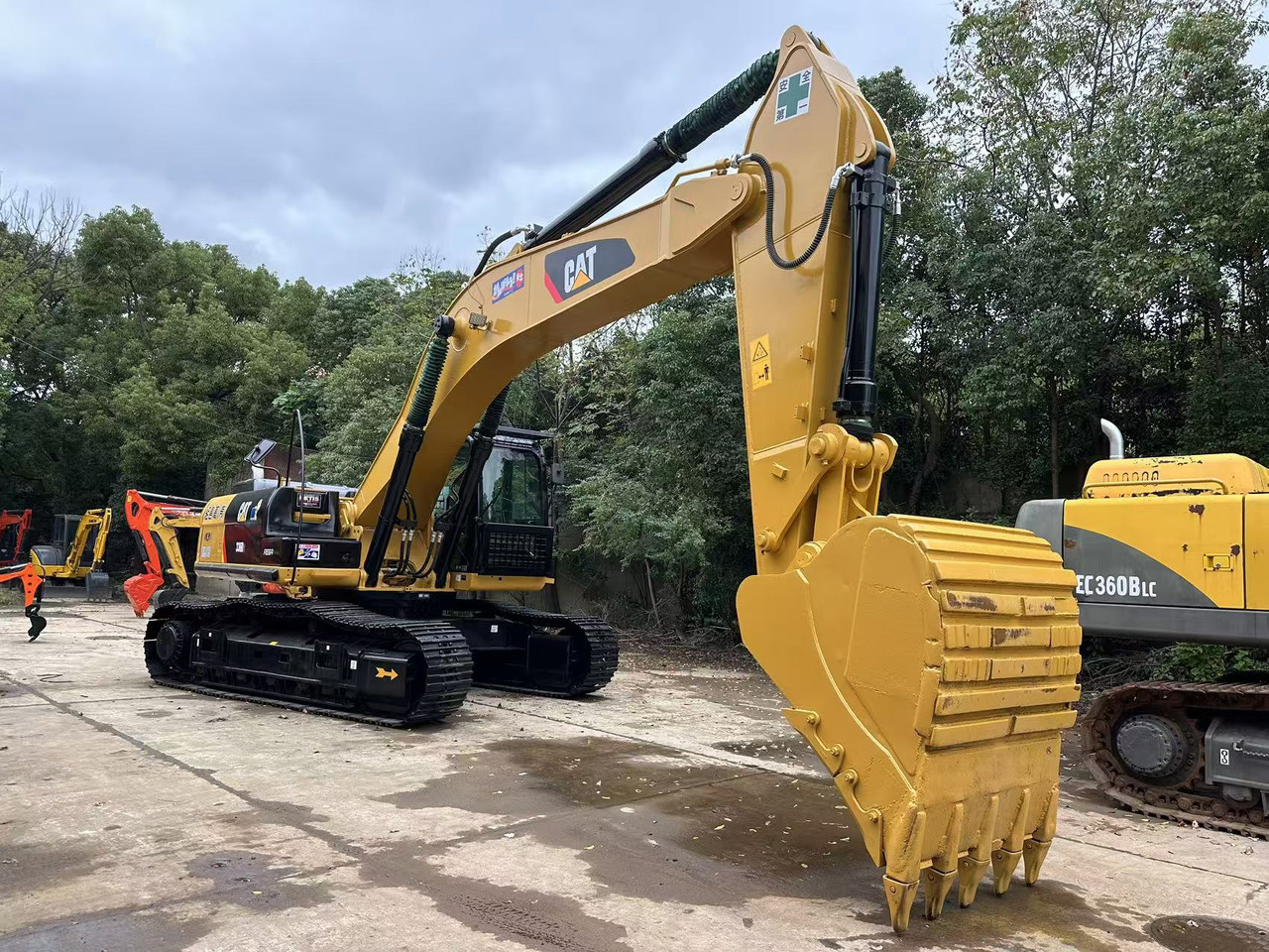 CATERPILLAR 336D - حفارات زحافة: صور 3 CATERPILLAR 336D - حفارات زحافة: صور 3