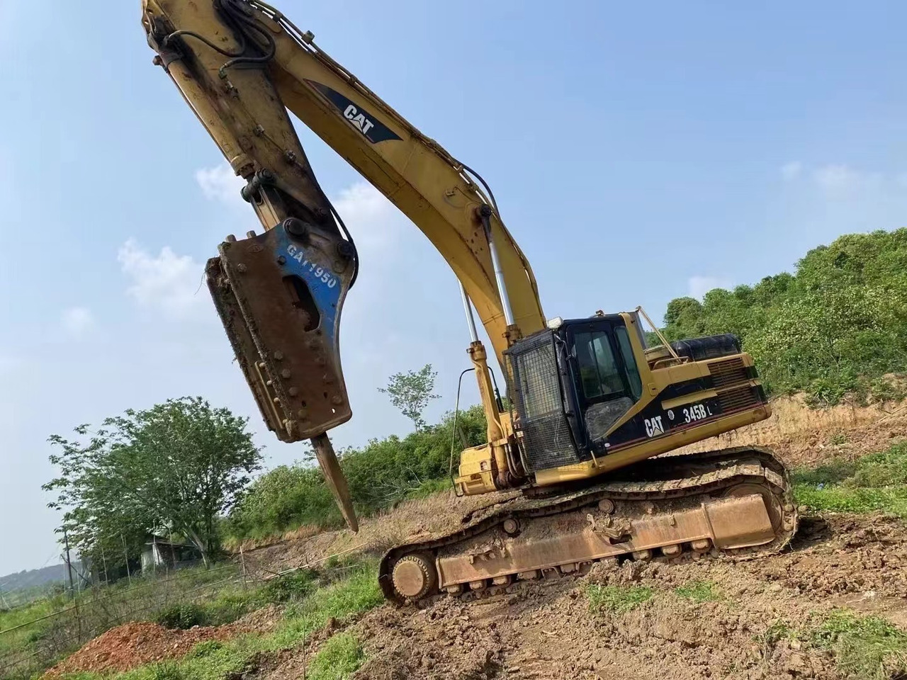 CATERPILLAR 345B - حفارات زحافة: صور 1 CATERPILLAR 345B - حفارات زحافة: صور 1