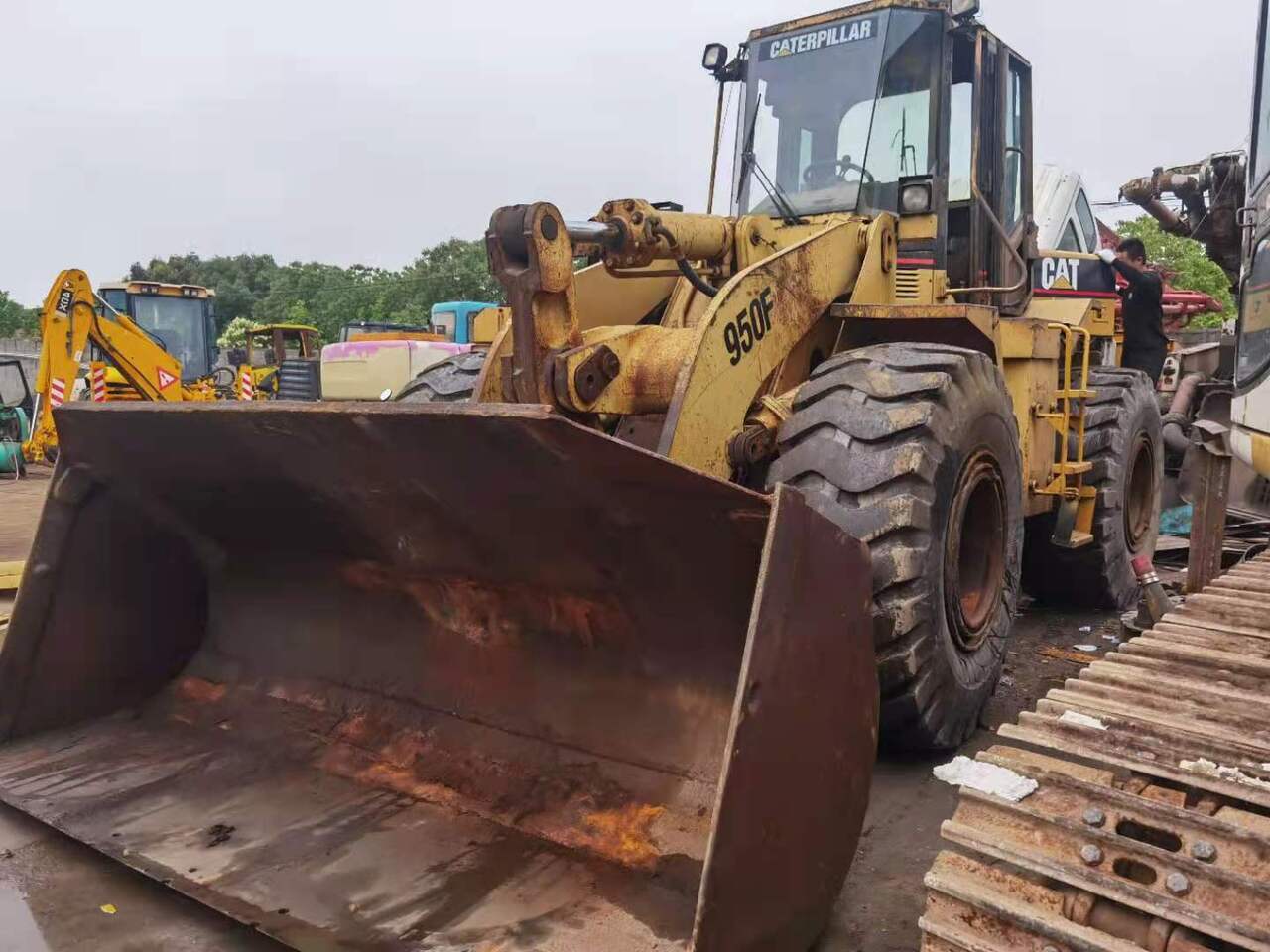 CATERPILLAR 950F - اللودر بعجل: صور 1 CATERPILLAR 950F - اللودر بعجل: صور 1