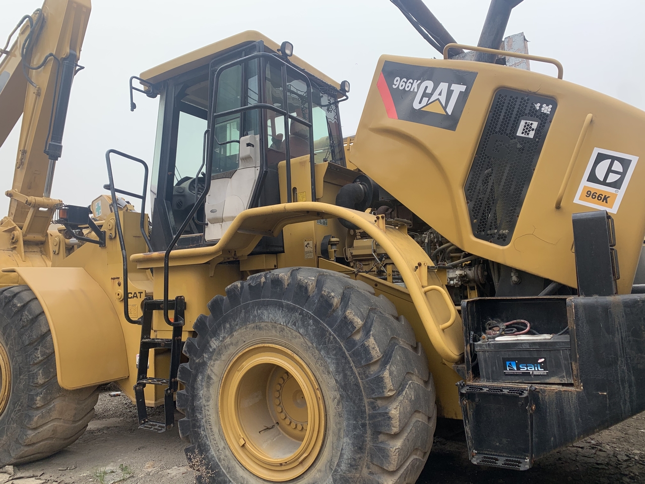 CATERPILLAR 966K - اللودر بعجل: صور 2 CATERPILLAR 966K - اللودر بعجل: صور 2