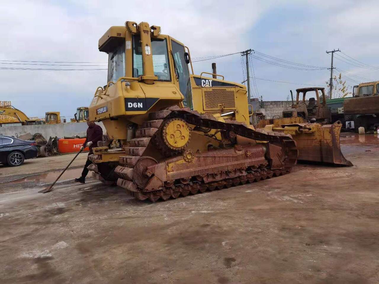 CATERPILLAR D6N - بلدوزر: صور 4 CATERPILLAR D6N - بلدوزر: صور 4