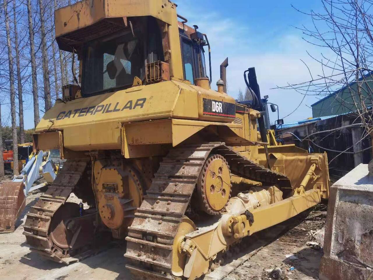 CATERPILLAR D6R Imported machine - بلدوزر: صور 2 CATERPILLAR D6R Imported machine - بلدوزر: صور 2