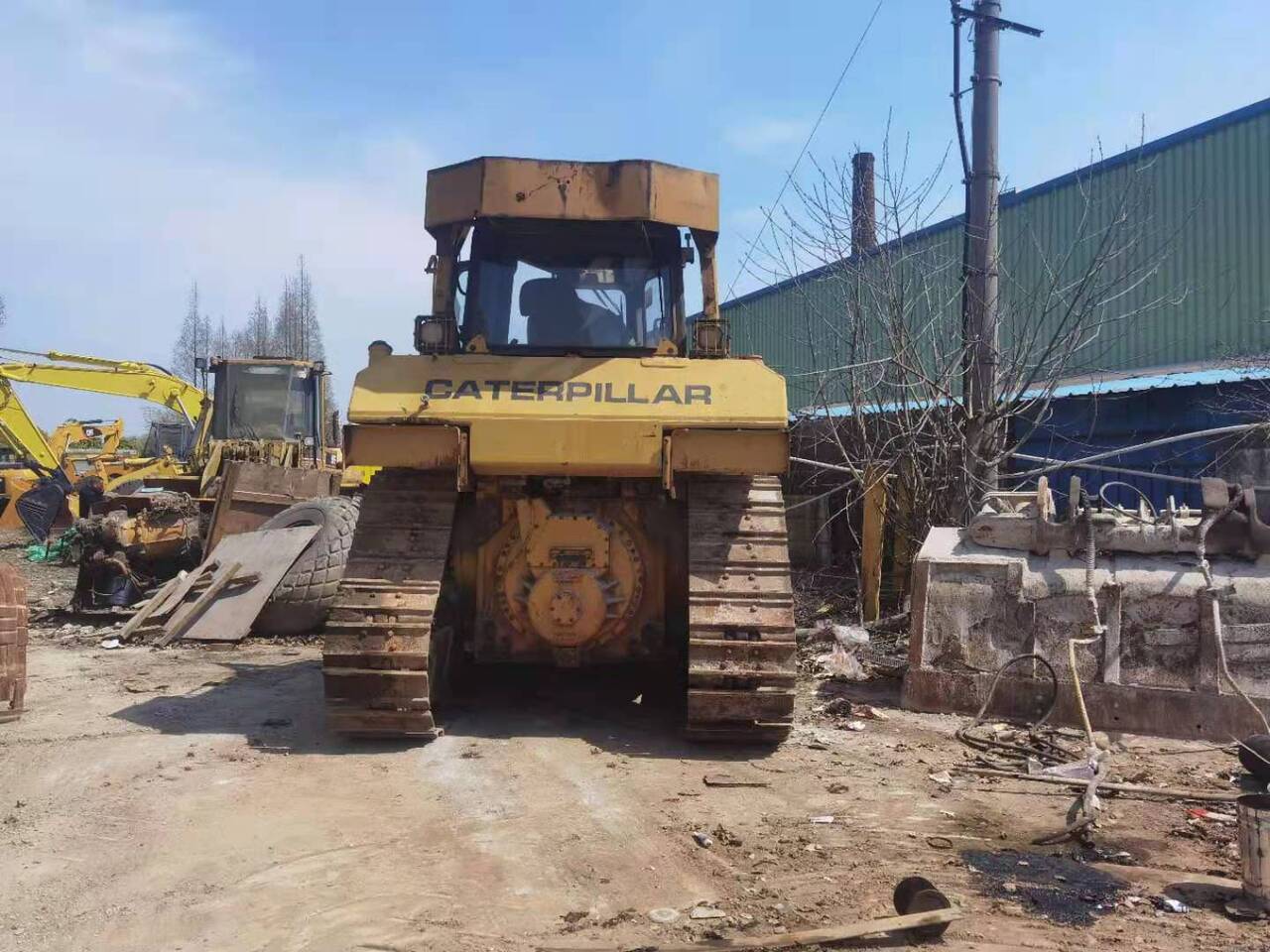 CATERPILLAR D6R Imported machine - بلدوزر: صور 3 CATERPILLAR D6R Imported machine - بلدوزر: صور 3