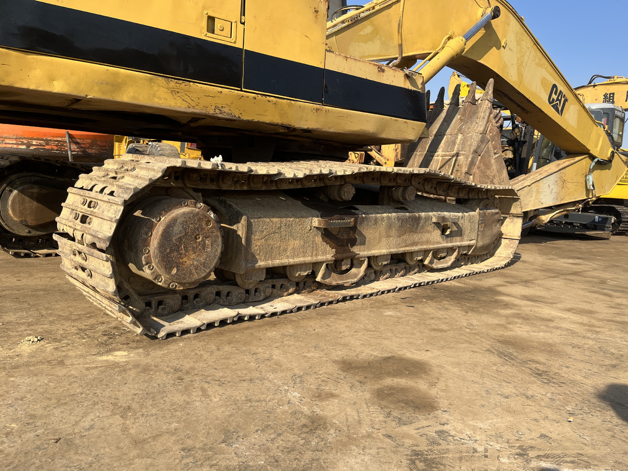 CATERPILLAR E200 - حفارة: صور 4 CATERPILLAR E200 - حفارة: صور 4