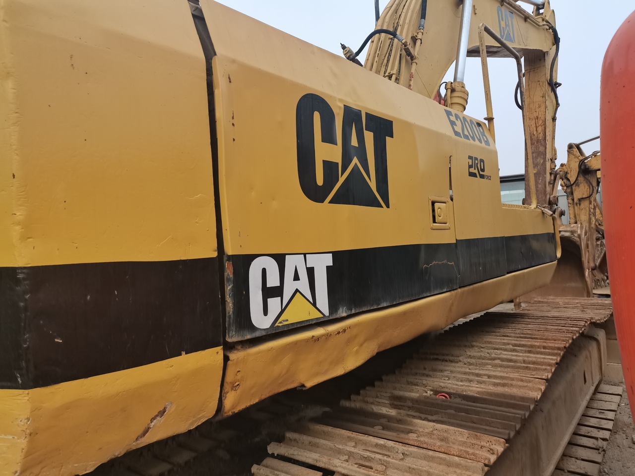 CATERPILLAR E200 - حفارات زحافة: صور 4 CATERPILLAR E200 - حفارات زحافة: صور 4