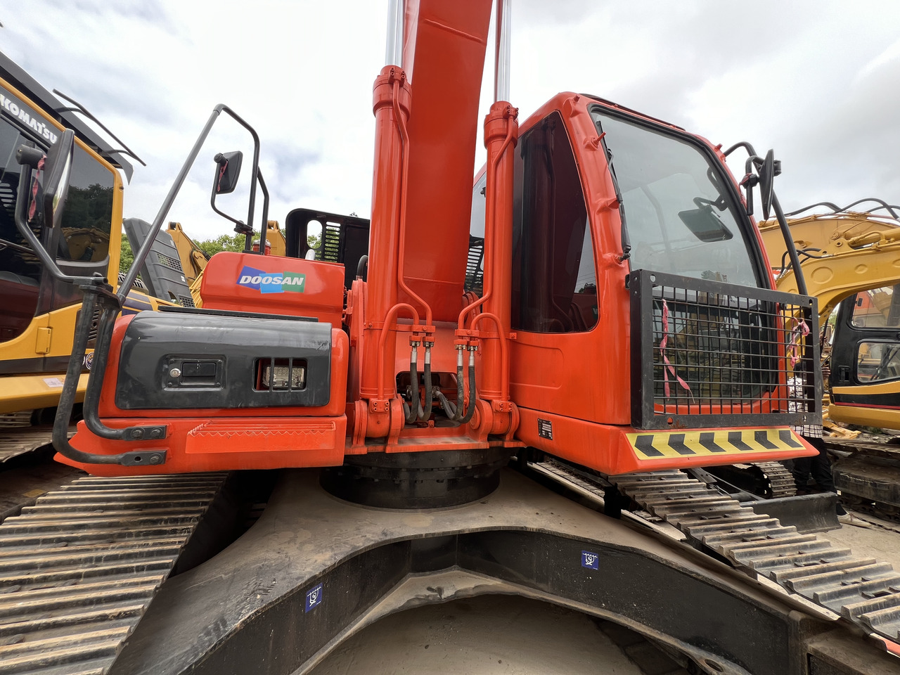 DOOSAN DX300 LC-7 - حفارات زحافة: صور 4 DOOSAN DX300 LC-7 - حفارات زحافة: صور 4