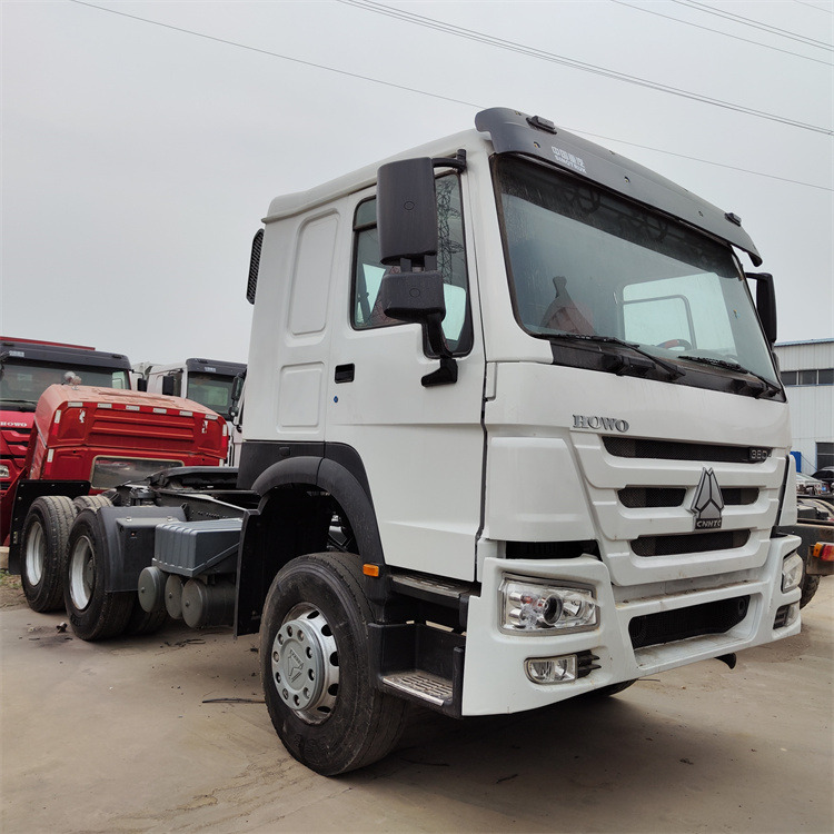 HOWO 6x4 380hp tractor - شاحنة جرار: صور 2 HOWO 6x4 380hp tractor - شاحنة جرار: صور 2