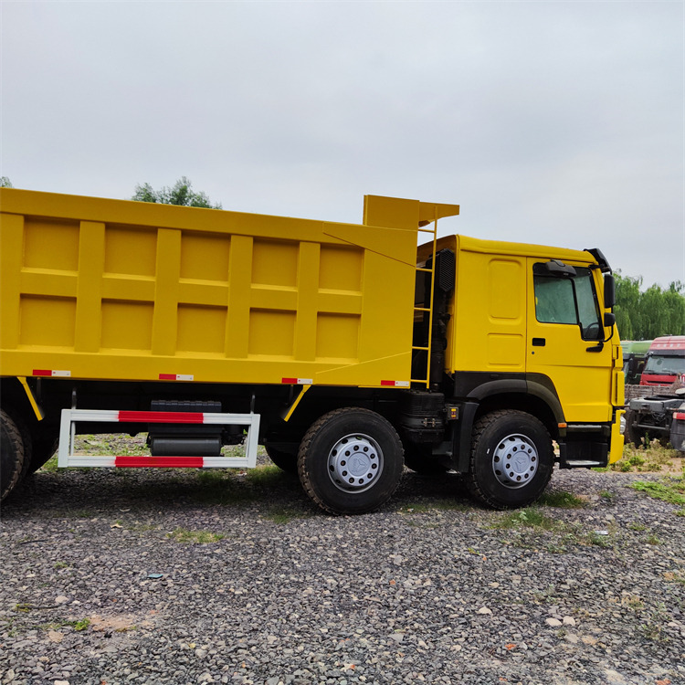 HOWO Howo 8x4 371 tipper - قلابات: صور 2 HOWO Howo 8x4 371 tipper - قلابات: صور 2