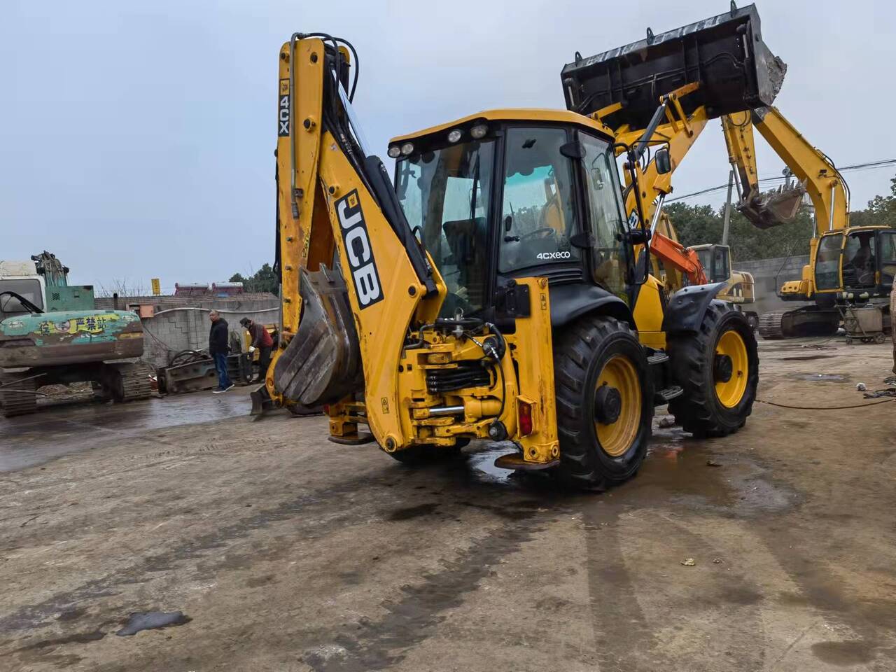 JCB 4CX ECO - حفار متعدد الاستخدام: صور 2 JCB 4CX ECO - حفار متعدد الاستخدام: صور 2