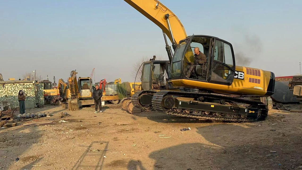 JCB JS220LC - حفارات زحافة: صور 2 JCB JS220LC - حفارات زحافة: صور 2