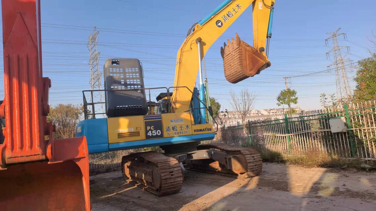 KOMATSU PC450-7-excavator - حفارات زحافة: صور 5 KOMATSU PC450-7-excavator - حفارات زحافة: صور 5