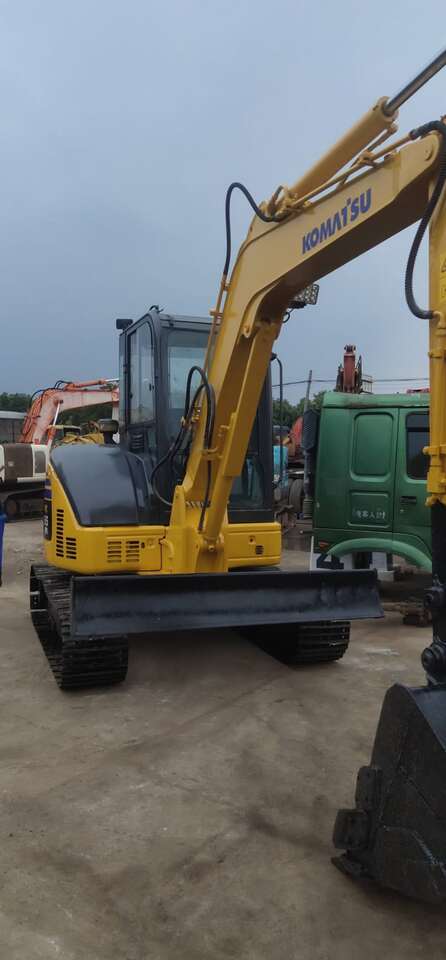 KOMATSU PC55 - حفارة مصغرة: صور 5 KOMATSU PC55 - حفارة مصغرة: صور 5