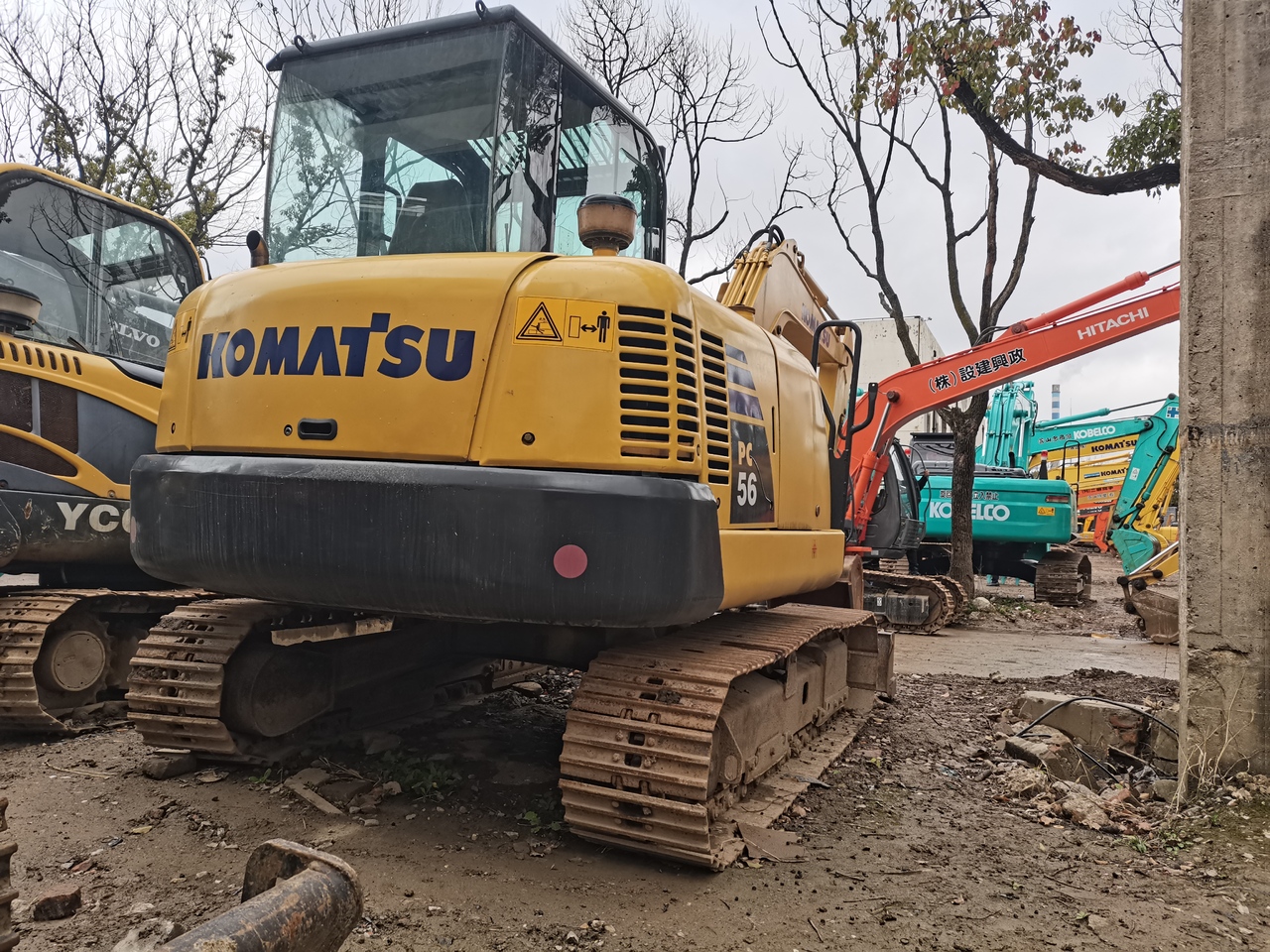 KOMATSU PC56-7 - حفارة مصغرة: صور 2 KOMATSU PC56-7 - حفارة مصغرة: صور 2