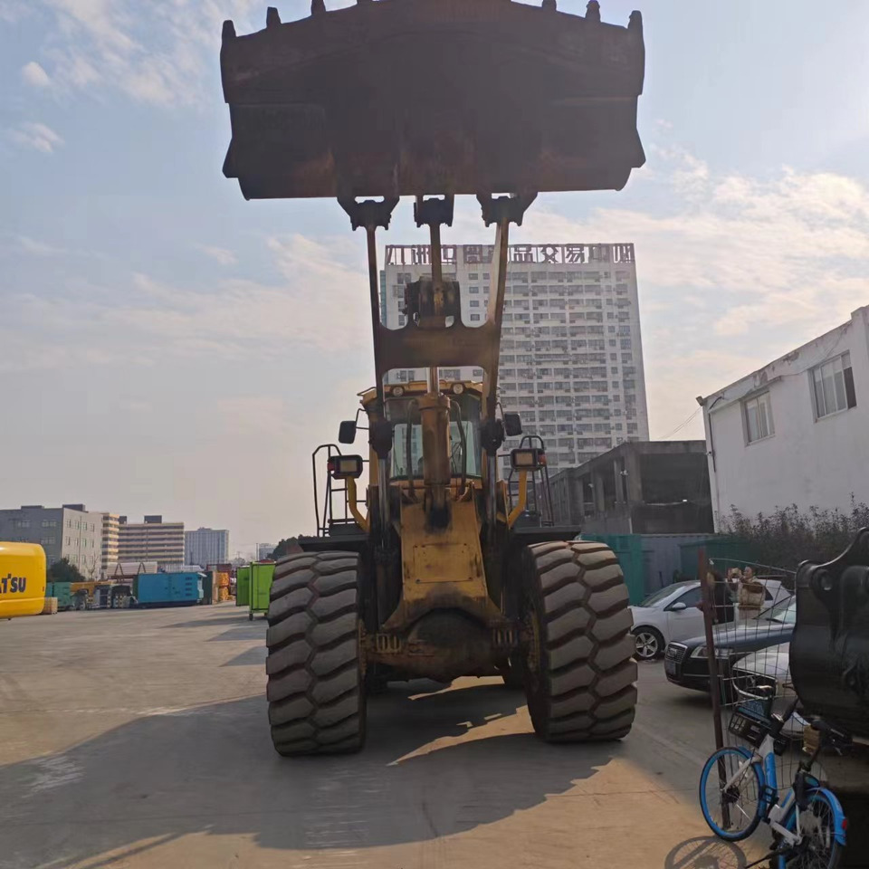 KOMATSU WA600-3 - اللودر بعجل: صور 2 KOMATSU WA600-3 - اللودر بعجل: صور 2