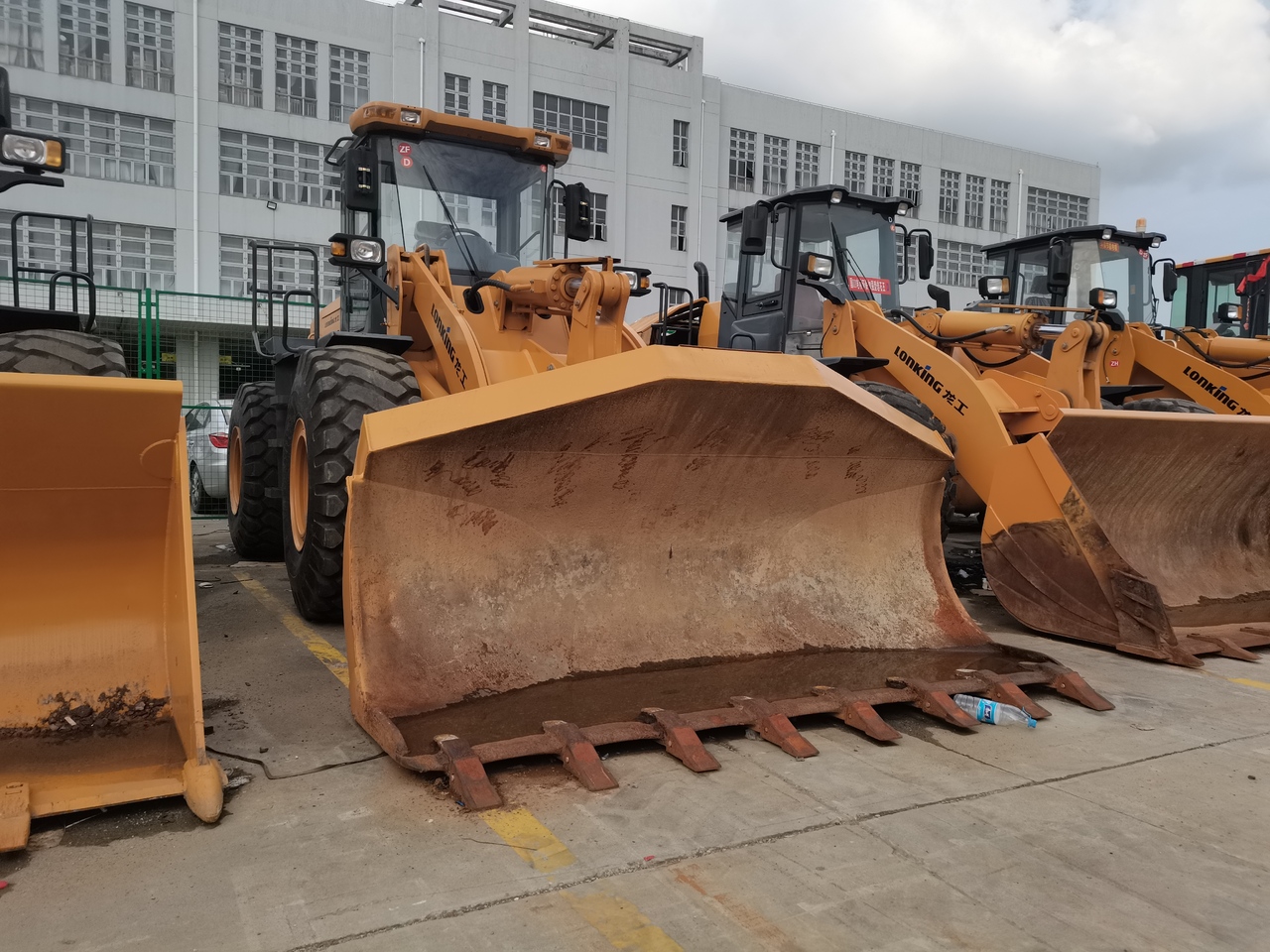 LONKING LG855D - اللودر بعجل: صور 2 LONKING LG855D - اللودر بعجل: صور 2
