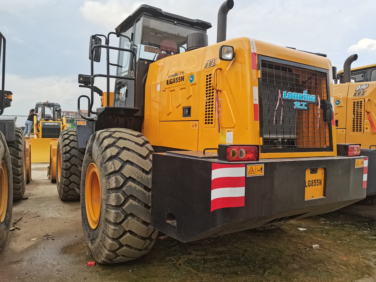 LONKING LG855N - اللودر بعجل: صور 4 LONKING LG855N - اللودر بعجل: صور 4