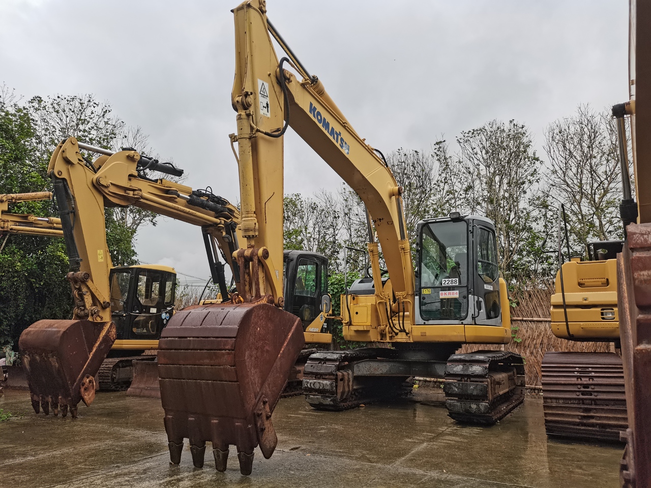 PC138US KOMATSU-PC138US - حفارات زحافة: صور 2 PC138US KOMATSU-PC138US - حفارات زحافة: صور 2