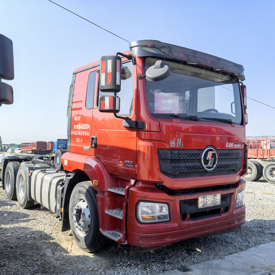 SHACMAN M3000 6x4 - شاحنة جرار: صور 1 SHACMAN M3000 6x4 - شاحنة جرار: صور 1