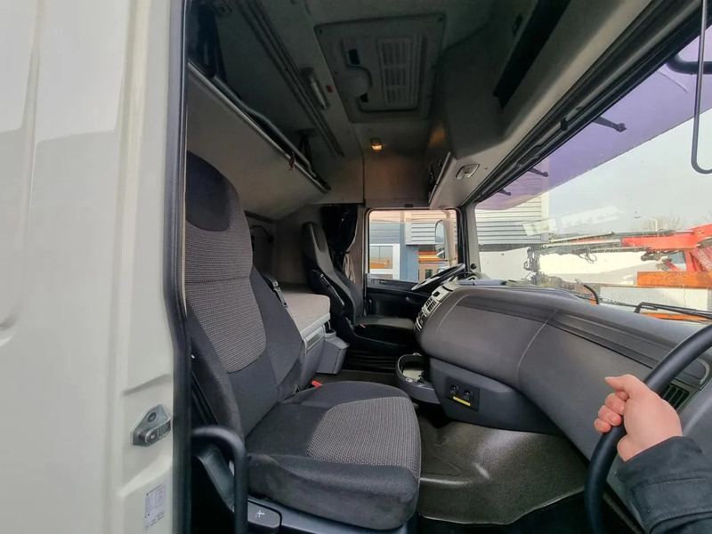 شاحنة جرار DAF XF 106.440 EURO 6/ Intarder/ Webasto/ ADR / Klima: صور 8