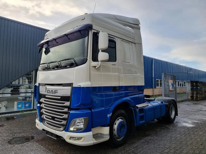 DAF XF 106.440 EURO 6/ Intarder/ Webasto/ ADR / Klima - شاحنة جرار: صور 4 DAF XF 106.440 EURO 6/ Intarder/ Webasto/ ADR / Klima - شاحنة جرار: صور 4
