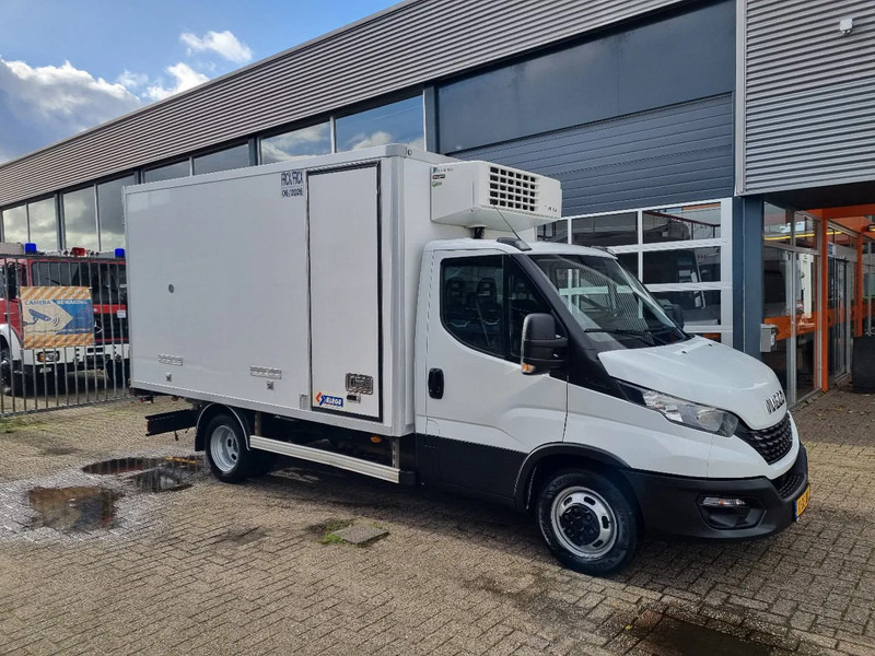 Iveco Daily 35C14 Koelkoffer Thermo-King V500MAX Multitemp ATP ST 230V - الشاحنات الصغيرة المبردة: صور 1 Iveco Daily 35C14 Koelkoffer Thermo-King V500MAX Multitemp ATP ST 230V - الشاحنات الصغيرة المبردة: صور 1