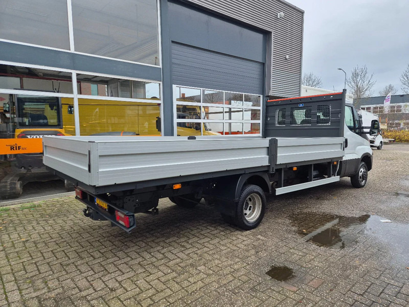 Iveco Daily 50C18 Pritsche 3.0D Euro 6 Hi-Matic GVW 3500 kg - الشاحنات الصغيرة المسطحة: صور 2 Iveco Daily 50C18 Pritsche 3.0D Euro 6 Hi-Matic GVW 3500 kg - الشاحنات الصغيرة المسطحة: صور 2