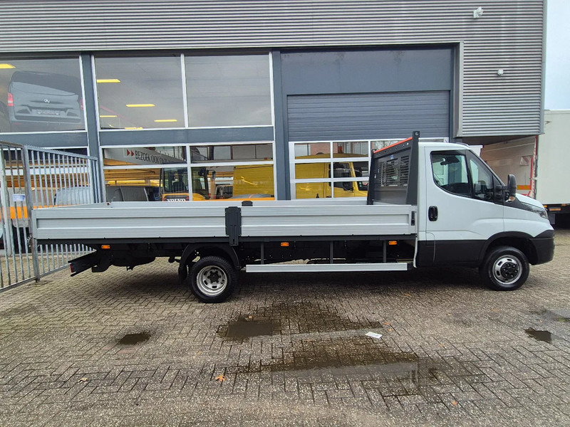 Iveco Daily 50C18 Pritsche 3.0D Euro 6 Hi-Matic GVW 3500 kg - الشاحنات الصغيرة المسطحة: صور 4 Iveco Daily 50C18 Pritsche 3.0D Euro 6 Hi-Matic GVW 3500 kg - الشاحنات الصغيرة المسطحة: صور 4