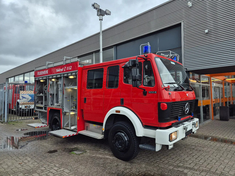 Mercedes-Benz SK 1224 4x4 FIRETRUCK/ FEUERWEHR/ 2400L TANK/ EXPEDITION - المطافئ: صور 2 Mercedes-Benz SK 1224 4x4 FIRETRUCK/ FEUERWEHR/ 2400L TANK/ EXPEDITION - المطافئ: صور 2