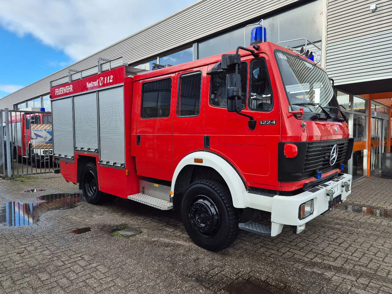 Mercedes-Benz SK 1224 4x4 FIRETRUCK/ FEUERWEHR/ 2400L TANK/ EXPEDITION - المطافئ: صور 1 Mercedes-Benz SK 1224 4x4 FIRETRUCK/ FEUERWEHR/ 2400L TANK/ EXPEDITION - المطافئ: صور 1