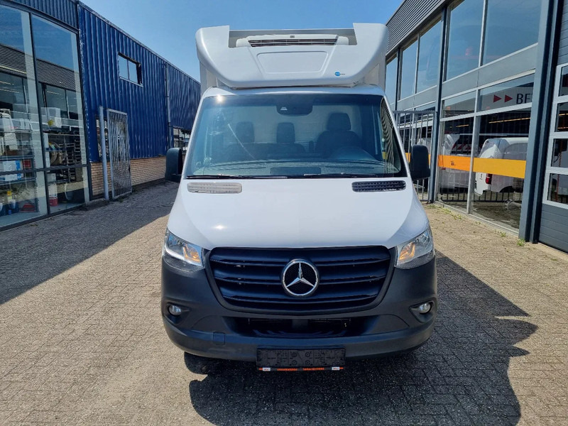 Mercedes-Benz Sprinter 519 CDI 3.0 V6 KUHLKOFFER ATP TK V300MAX ST230V +20C / -20C - الشاحنات الصغيرة المبردة: صور 3 Mercedes-Benz Sprinter 519 CDI 3.0 V6 KUHLKOFFER ATP TK V300MAX ST230V +20C / -20C - الشاحنات الصغيرة المبردة: صور 3
